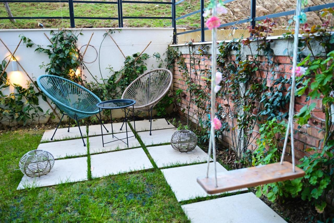 Stylish Two Bedroom House With Private Pool Tirana Exteriör bild