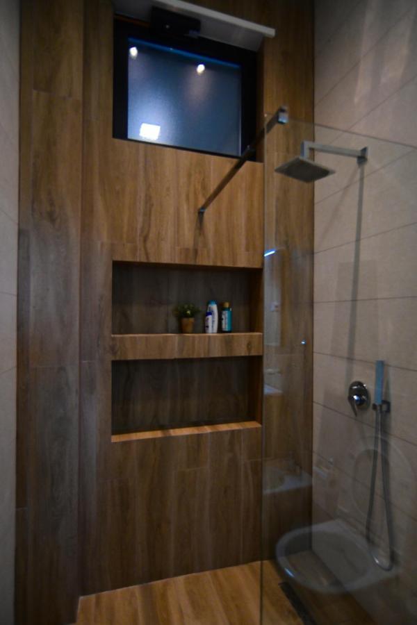 Stylish Two Bedroom House With Private Pool Tirana Exteriör bild